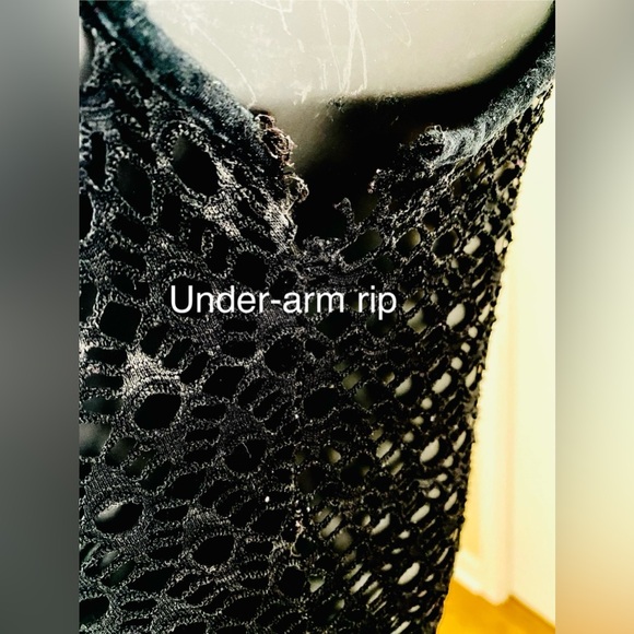 Parisian Retro Net Vest with Hoodie - Picture 6 of 7